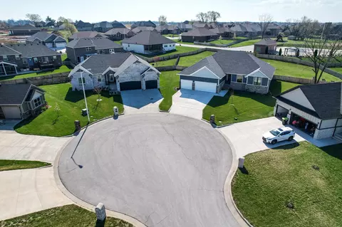 Exterior - 4336 E Hidden Oak Ct, Springfield, MO 65802 photo 16 of 19