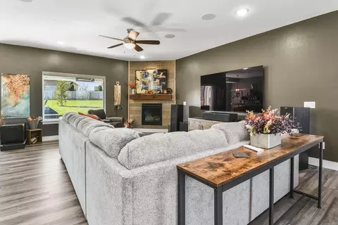 Living - 4336 E Hidden Oak Ct, Springfield, MO 65802 photo 1 of 5