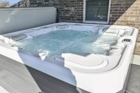 Bath - 4336 E Hidden Oak Ct, Springfield, MO 65802 photo 10 of 10