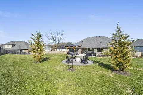 Exterior - 4336 E Hidden Oak Ct, Springfield, MO 65802 photo 10 of 19