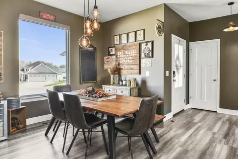Dining - 4336 E Hidden Oak Ct, Springfield, MO 65802 photo 2 of 3