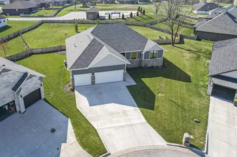 Exterior - 4336 E Hidden Oak Ct, Springfield, MO 65802 photo 3 of 19