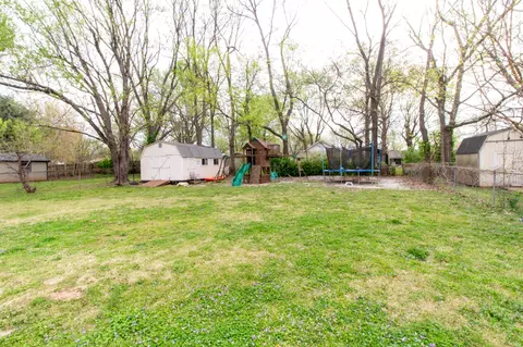 Exterior - 3168 S Ferguson Ave, Springfield, MO 65807 photo 7 of 17