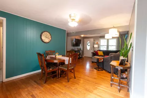 Dining - 3168 S Ferguson Ave, Springfield, MO 65807 photo 2 of 4