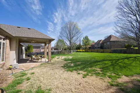 Exterior - 4932 S Clay Ct, Springfield, MO 65810 photo 5 of 12