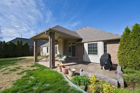 Exterior - 4932 S Clay Ct, Springfield, MO 65810 photo 10 of 12