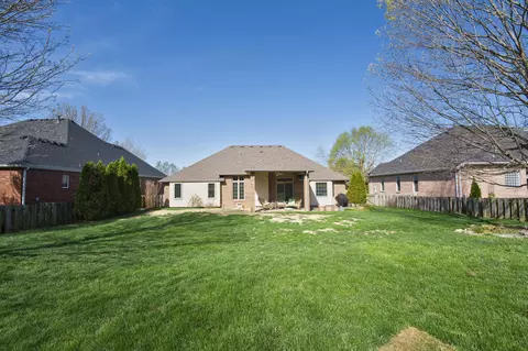 Exterior - 4932 S Clay Ct, Springfield, MO 65810 photo 7 of 12