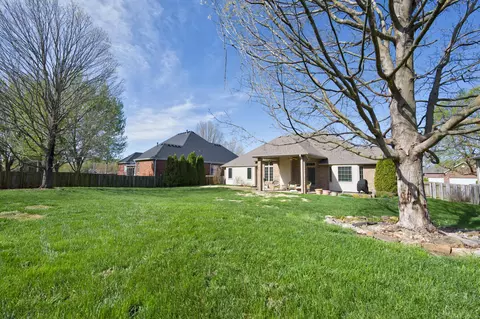 Exterior - 4932 S Clay Ct, Springfield, MO 65810 photo 8 of 12