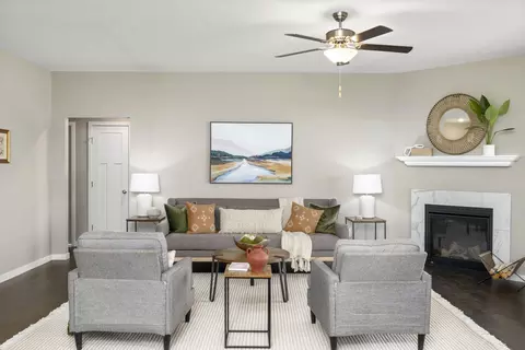 810 E Crew Dr, Nixa, MO 65714 photo 8