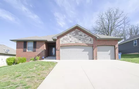971 E Daisy Falls Dr, Nixa, MO 65714 photo 1