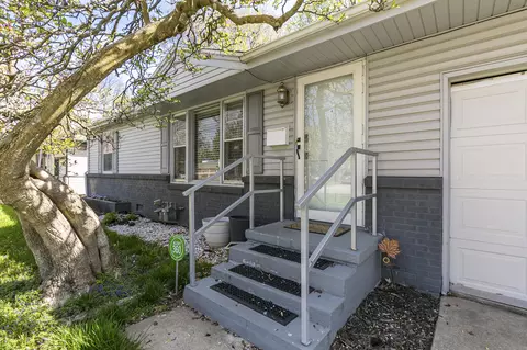 1918 S Robberson Ave, Springfield, MO 65807 photo 3