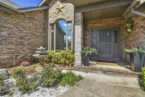 Exterior - 142 Oxford Ln, Branson, MO 65616 photo 4 of 17