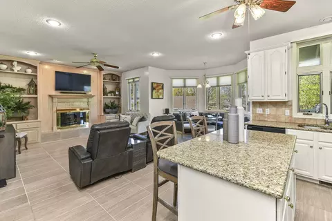 Kitchen - 142 Oxford Ln, Branson, MO 65616 photo 1 of 11