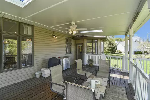 Exterior - 142 Oxford Ln, Branson, MO 65616 photo 8 of 17