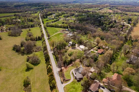 View/Area - 913 S Nicholas Rd, Nixa, MO 65714 photo 3 of 7