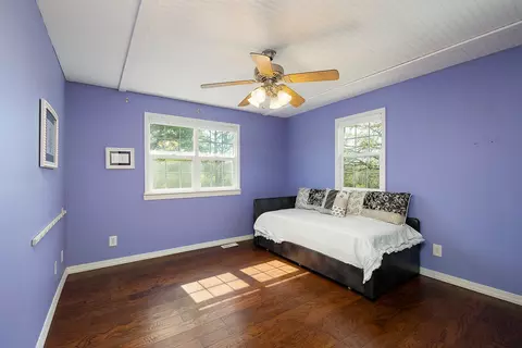 Bedroom - 913 S Nicholas Rd, Nixa, MO 65714 photo 2 of 7