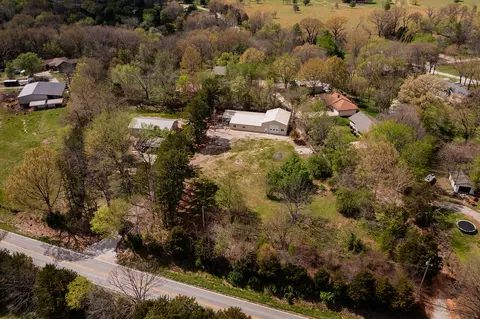 View/Area - 913 S Nicholas Rd, Nixa, MO 65714 photo 2 of 7