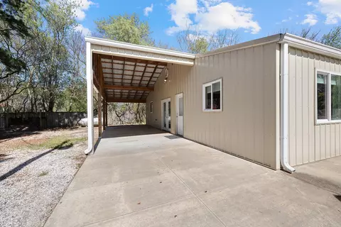 Exterior - 913 S Nicholas Rd, Nixa, MO 65714 photo 8 of 32