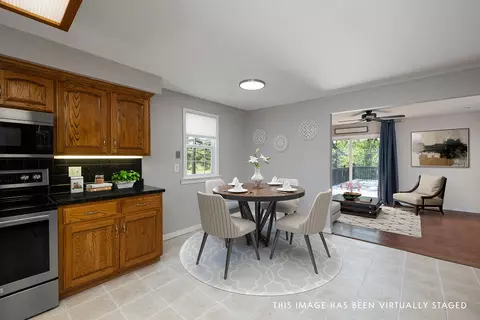 Dining - 913 S Nicholas Rd, Nixa, MO 65714 photo 1 of 2