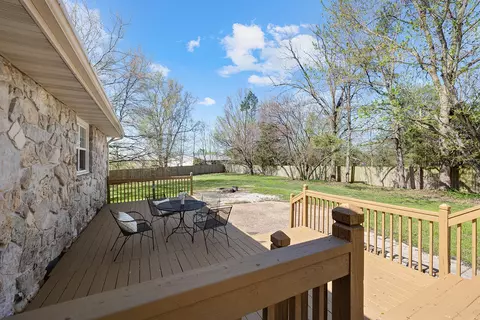 Exterior - 913 S Nicholas Rd, Nixa, MO 65714 photo 7 of 32