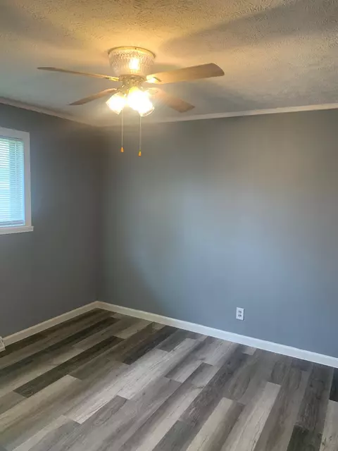 147 Crest Dr, Monett, MO 65708 photo 9