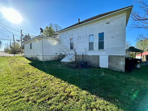 502 E Fourth Street St, Salem, MO 65560 photo 4