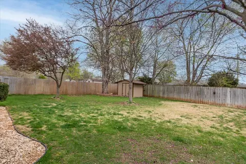 2430 S Virginia Ave, Springfield, MO 65807 photo 27