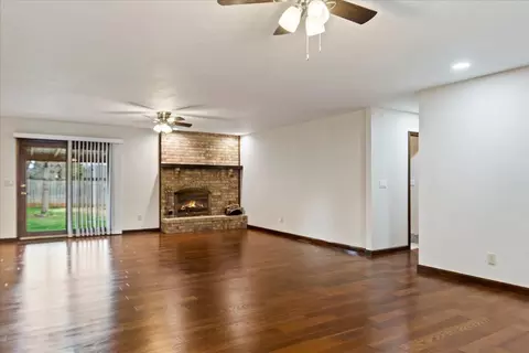 2430 S Virginia Ave, Springfield, MO 65807 photo 6
