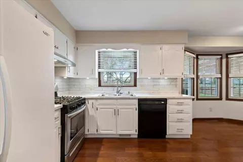 2430 S Virginia Ave, Springfield, MO 65807 photo 13