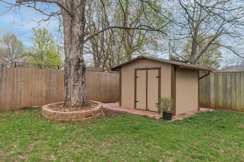 2430 S Virginia Ave, Springfield, MO 65807 photo 28