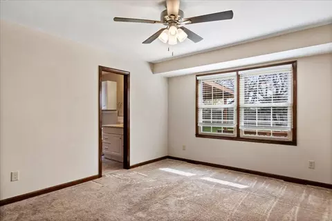 2430 S Virginia Ave, Springfield, MO 65807 photo 17