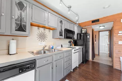 Kitchen - 5 Cabin Ct #1, Branson, MO 65616 photo 2 of 2