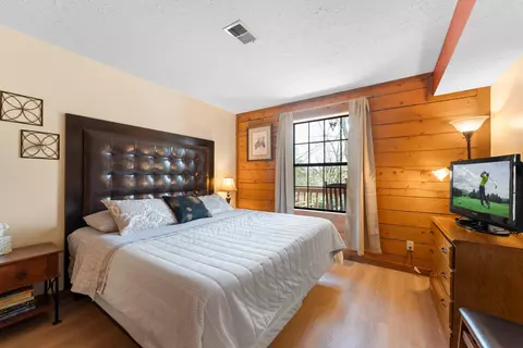 Bedroom - 5 Cabin Ct #1, Branson, MO 65616 photo 1 of 6