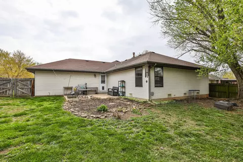 249 S Foster Ave, Springfield, MO 65802 photo 25