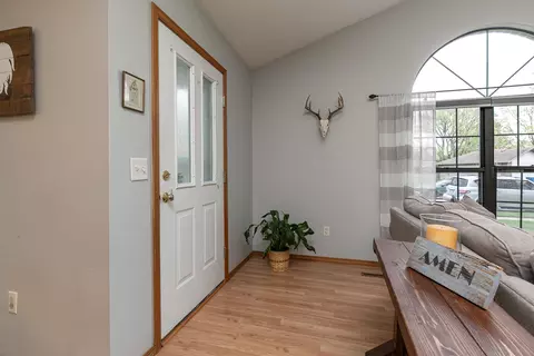 249 S Foster Ave, Springfield, MO 65802 photo 5
