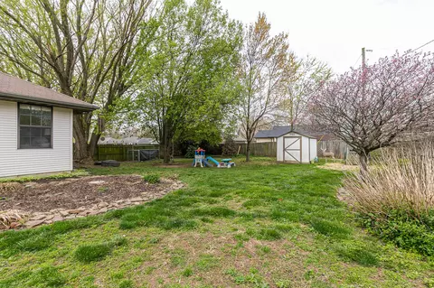 249 S Foster Ave, Springfield, MO 65802 photo 26
