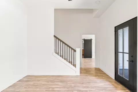 Entry Way - 989 E Valley Trail Dr, Republic, MO 65738 photo 1 of 5