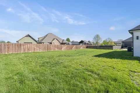 Exterior - 989 E Valley Trail Dr, Republic, MO 65738 photo 8 of 8
