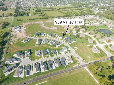 View/Area - 989 E Valley Trail Dr, Republic, MO 65738 photo 1 of 5