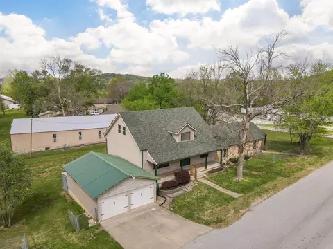 Exterior - 118 Scenic Dr, Forsyth, MO 65653 photo 2 of 11