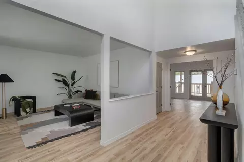 Entry Way - 118 Scenic Dr, Forsyth, MO 65653 photo 1 of 6