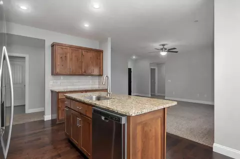 683 Wright St, Willard, MO 65781 photo 8