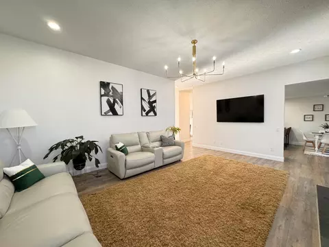 2435 W Dearborn St, Springfield, MO 65807 photo 5