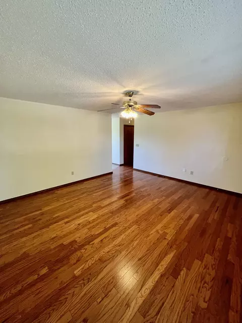1102 E Parkview St, Ozark, MO 65721 photo 8