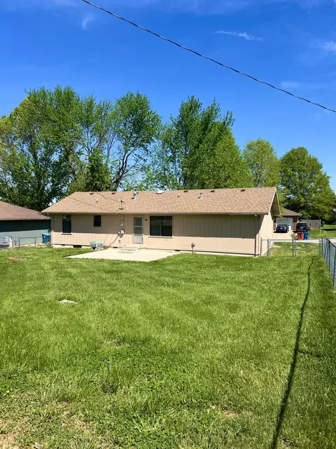 1102 E Parkview St, Ozark, MO 65721 photo 21