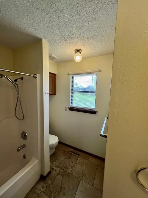 1102 E Parkview St, Ozark, MO 65721 photo 12