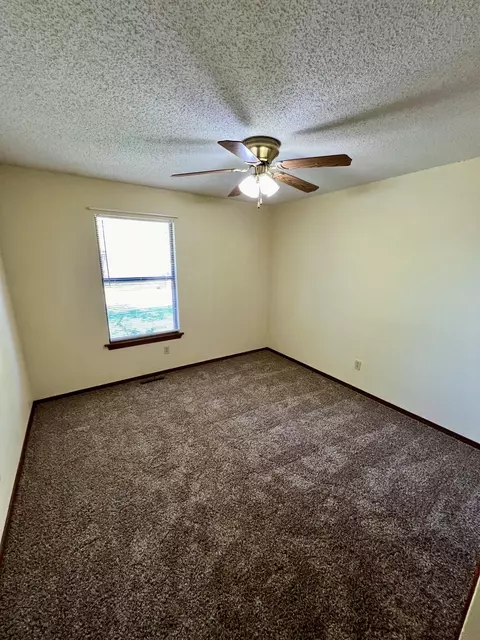 1102 E Parkview St, Ozark, MO 65721 photo 15