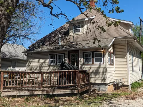 Exterior - 2030 W Atlantic St, Springfield, MO 65803 photo 11 of 14