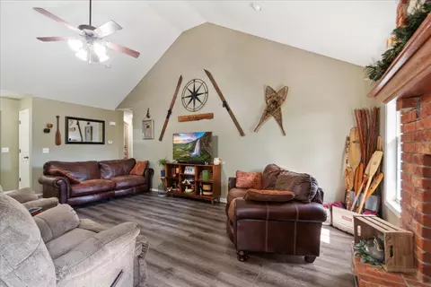 Living - 3816 N 28th St, Ozark, MO 65721 photo 2 of 4