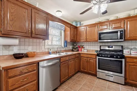 Kitchen - 3816 N 28th St, Ozark, MO 65721 photo 5 of 7